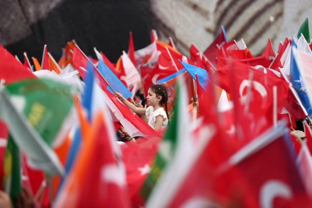 Foto - AK Parti'den gövde gösterisi! Kalabalığı gören Cumhurbaşkanı Erdoğan: Gümbür gümbür sandığa gidiyoruz
