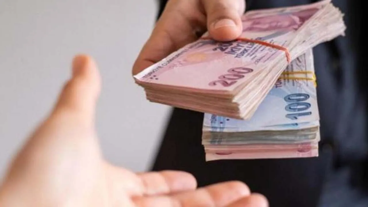 Foto - AK Parti’den ‘Maaş farkı’ açıklaması! Milyonları ilgilendiriyor