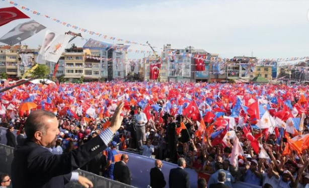 Foto - AK Parti’den yeni hedef! Erdoğan 85 milyona davette bulunmuştu