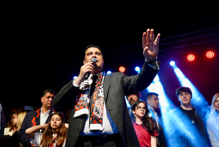 Foto - AK Parti’li başkan belgeleri bir bir açıkladı! Yine CHP’li belediye yine yolsuzluk