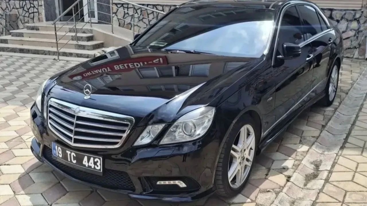 Foto - AK Partili başkandan olay 'Mercedes' kararı: Huzurunuzda bunu yapıyorum