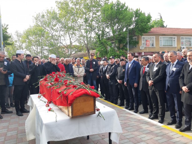 Foto - AK Partili Belediye Başkanı toprağa verildi