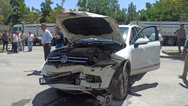 Foto - AK Partili Belediye Başkanı trafik kazası geçirdi