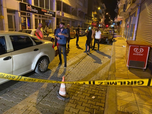 Foto - AK Partili belediye meclis üyesinin işyeri kurşunlandı