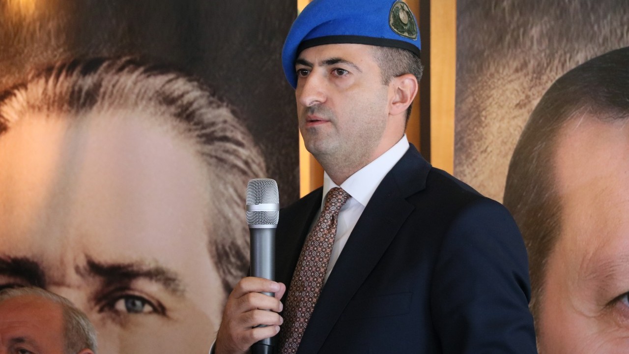 AK Partili eski teğmen Çelebi şehit aileleriyle bir araya geldi! Terörsüz Türkiye sürecini böyle anlattı