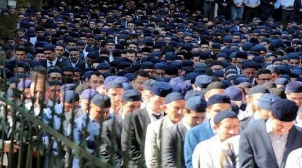 Foto - AK Partili isim o cemaati ihbar etti: Operasyon yapılsın