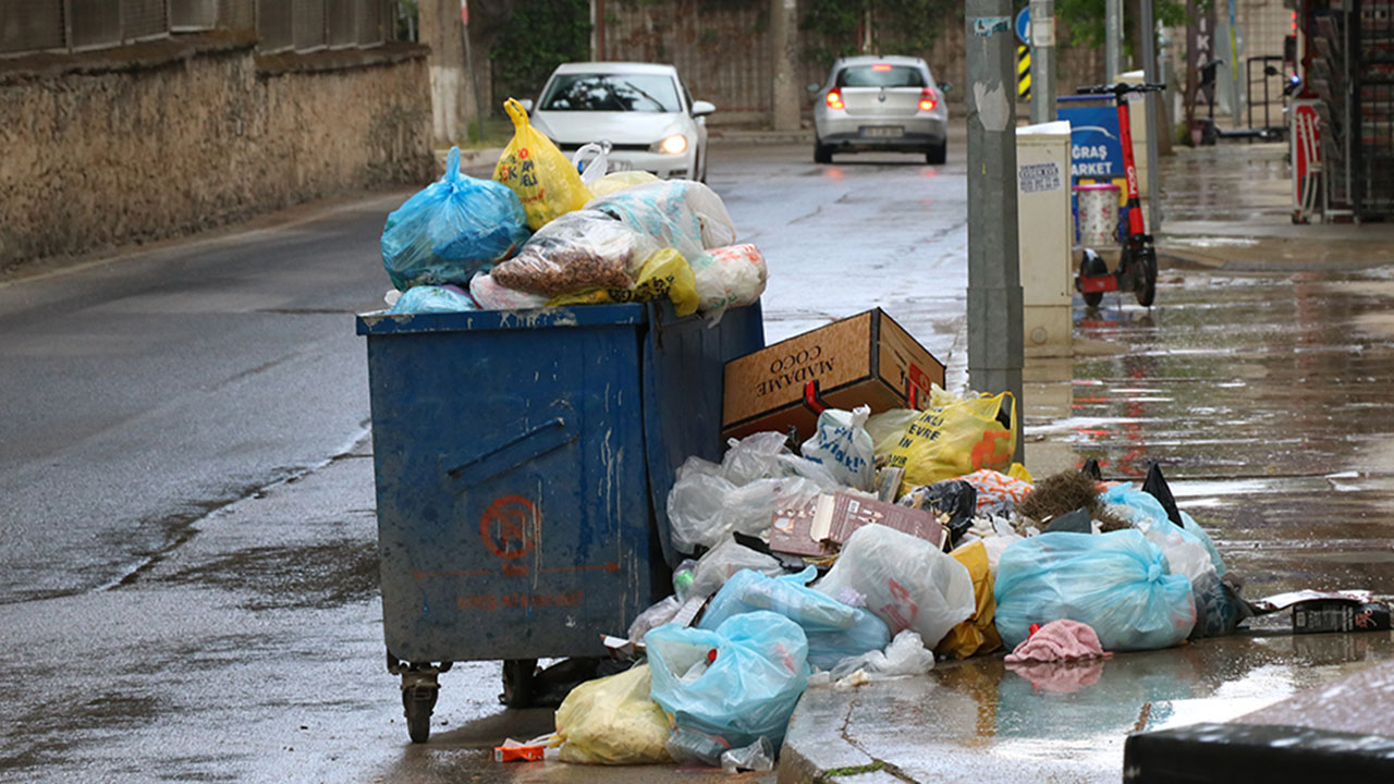 Foto - AK Partili isim şok görüntüleri paylaşarak duyurdu: İflas etmiştir