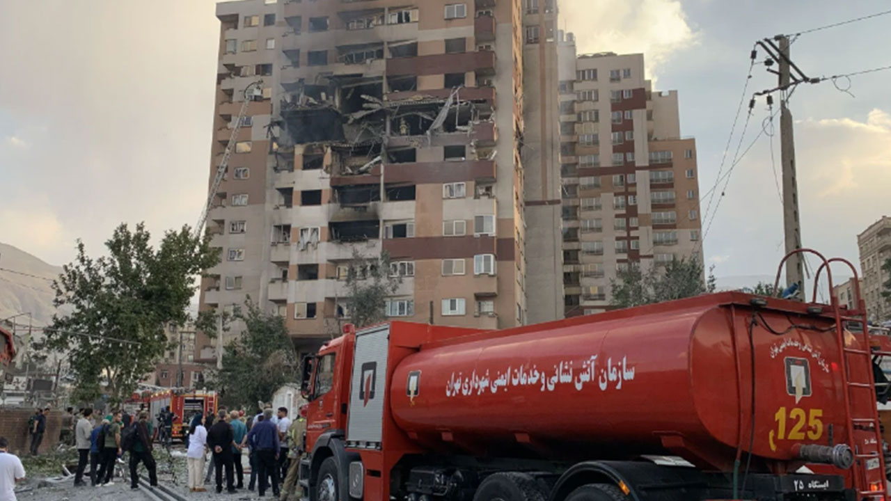 Foto - AK Partili isim İsrail'in saldırıları sonrası İran'a sitem etti! Gündem olacak sözler