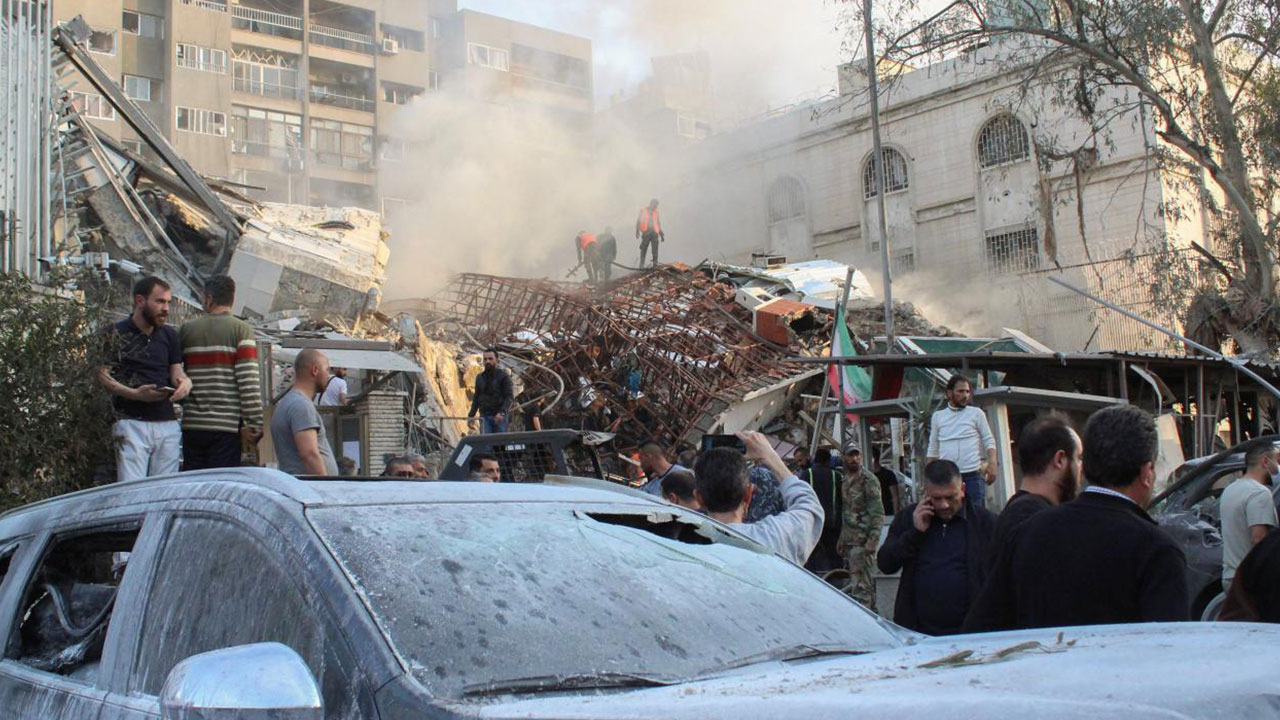 Foto - AK Partili isim İsrail'in saldırıları sonrası İran'a sitem etti! Gündem olacak sözler