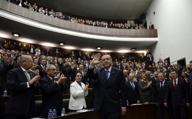 AK Partili isimden partisine beklenmedik eleştiri: Kimse kaybetmekten dolayı üzülmüyor