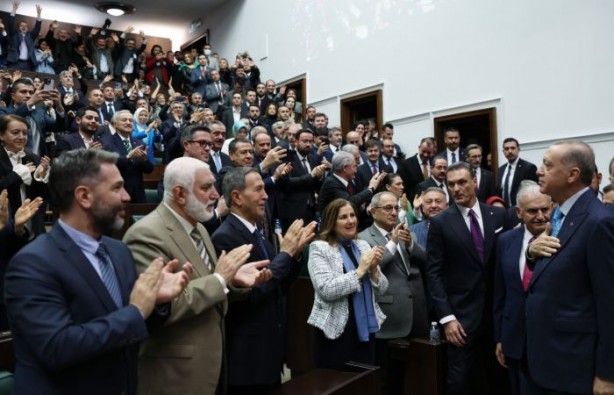 Foto - AK Partili isimden partisine beklenmedik eleştiri: Kimse kaybetmekten dolayı üzülmüyor