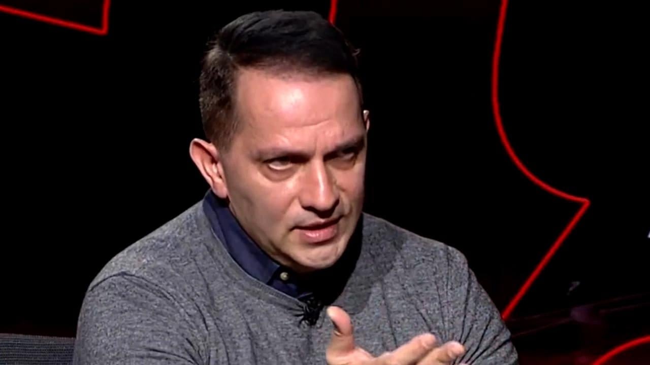 AK Partili isimden, teşhirci haber spikerlerine çok sert tepki: Bunları mı seyredeceğiz, haber mi dinleyeceğiz?