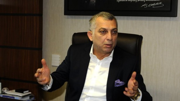 Foto - AK Partili Metin Külünk’ten, İmamoğlu’nun ayağına giden AK Parti’ye yakın o isme çok sert tepki: Derebeyi, fırsatçı, Türkiye bu modellerden çok çekti