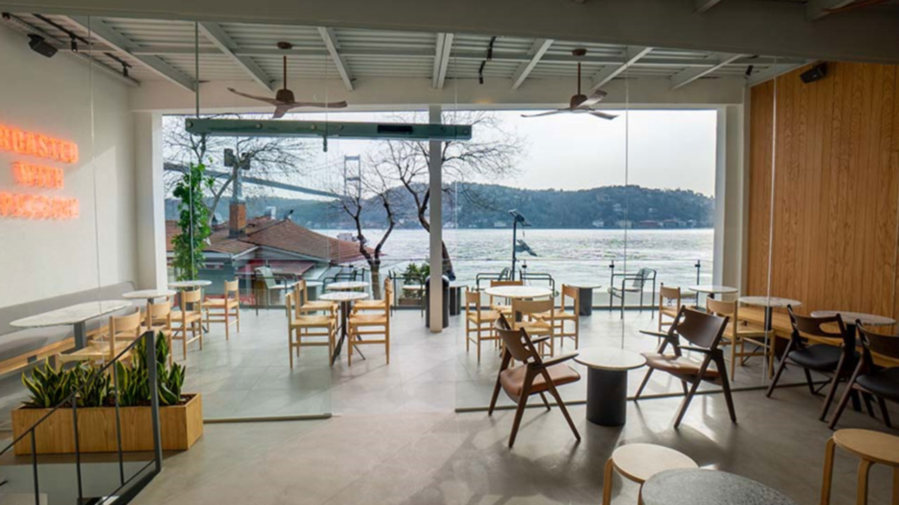 AK Partililerin boykot sürecinde yanında durduğu markanın sahibinden ilginç açıklama: AK Partili değilim