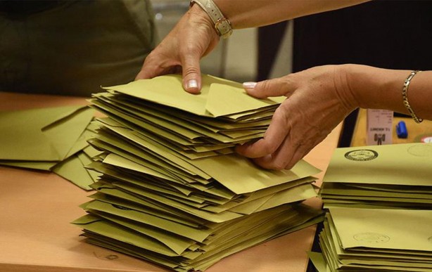 Foto - AK Parti'nin Ankara adayı için flaş isim! Yeğeni önce "hayırlı olsun" diyerek paylaştı, sonra sildi
