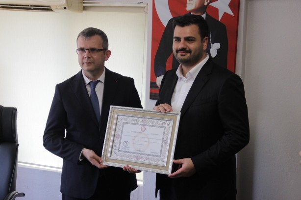 Foto - AK Parti’nin İzmir Milletvekilleri mazbatalarını aldı