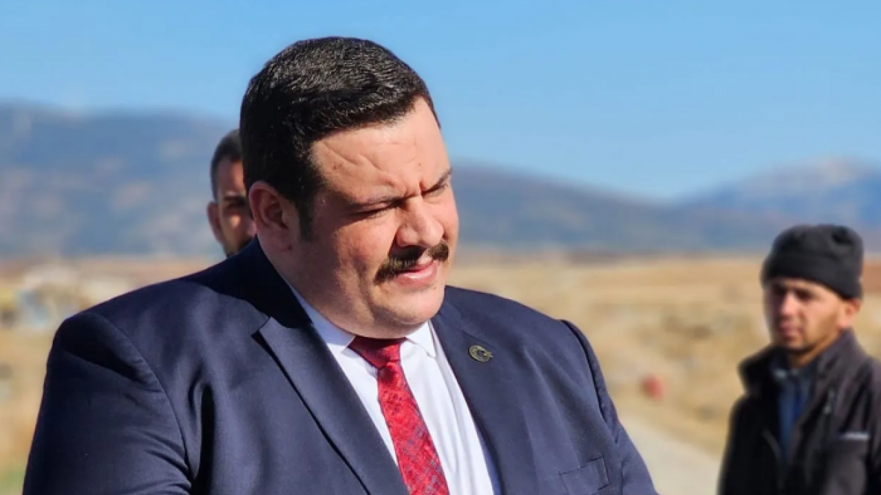 AK Parti'ye geçeceği konuşulan belediye başkanının Erdoğan paylaşımı gündemi altüst etti