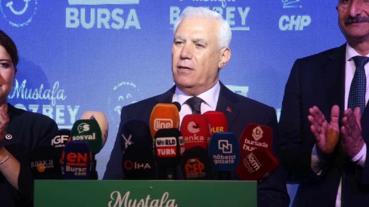 AK Parti’ye geçeceği söyleniyordu! Bursa Büyükşehir Belediye Başkanı Mustafa Bozbey’den flaş açıklama