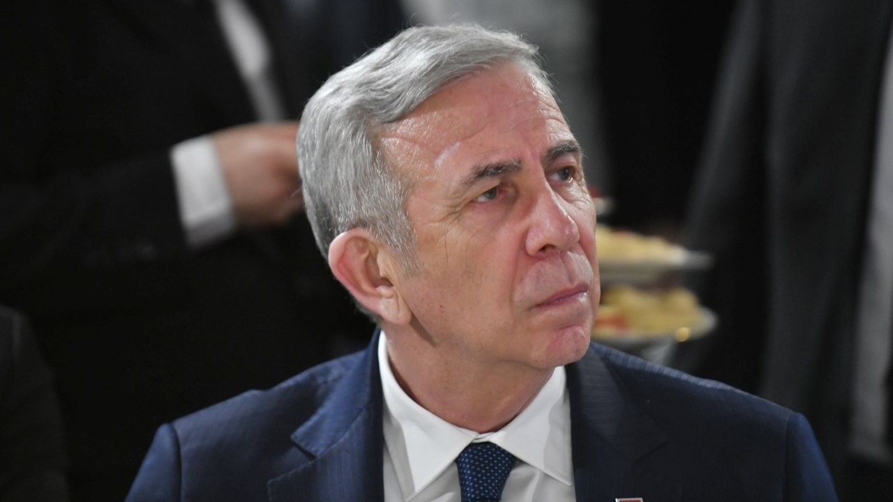 Foto - AK Parti'ye geçmek isteyen belediye başkanlarına bakın! Cem Küçük, Nagehan Alçı 'yok artık' dedi