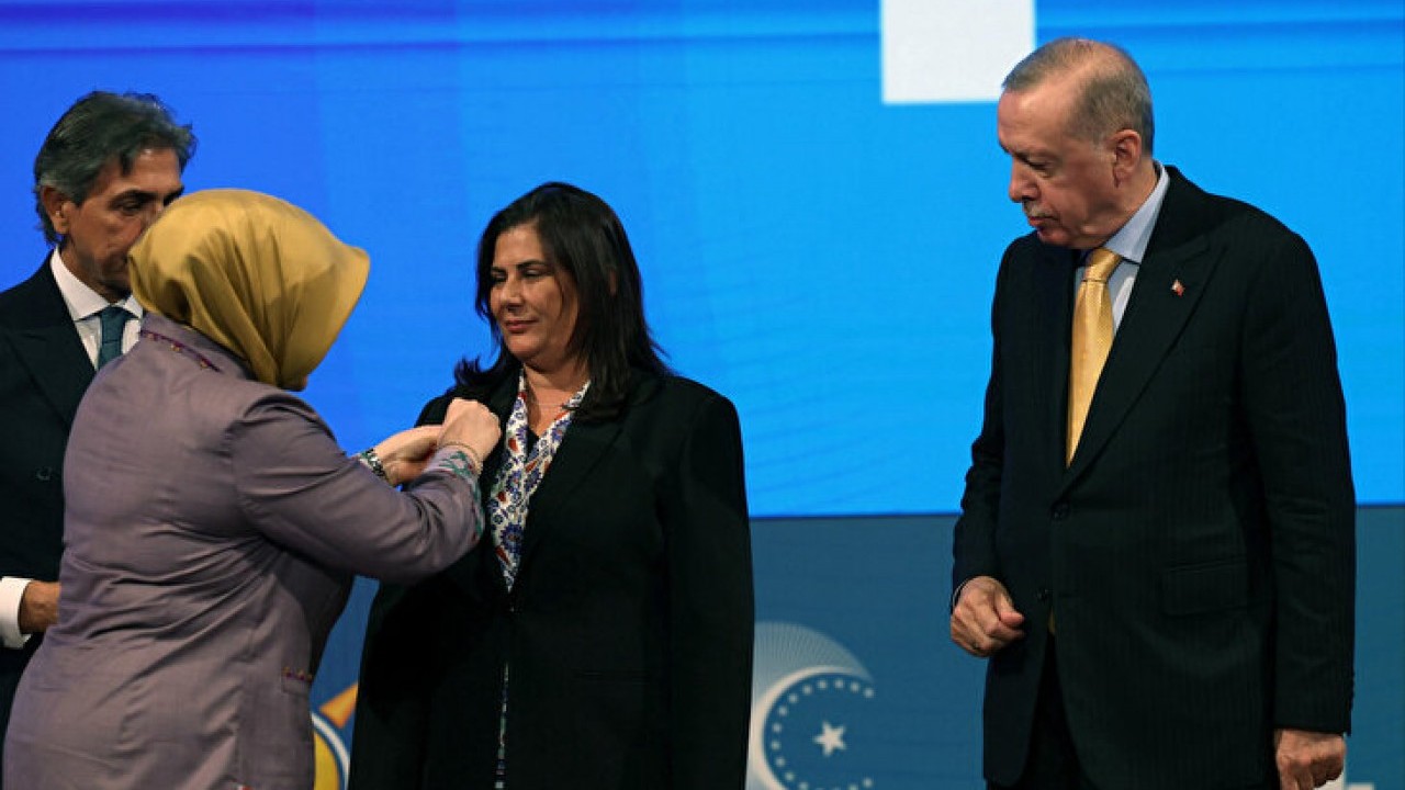 Foto - AK Parti'ye katılan Özlem Çerçioğlu'nun Erdoğan'dan ilk talebi bakın ne oldu