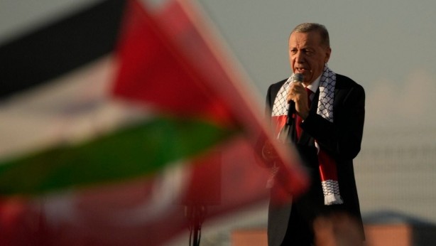 Foto - AK Parti’ye son zamanlardaki eleştirileriyle dikkat çekiyordu! Mehmet Metiner’den bomba "Erdoğan" yazısı