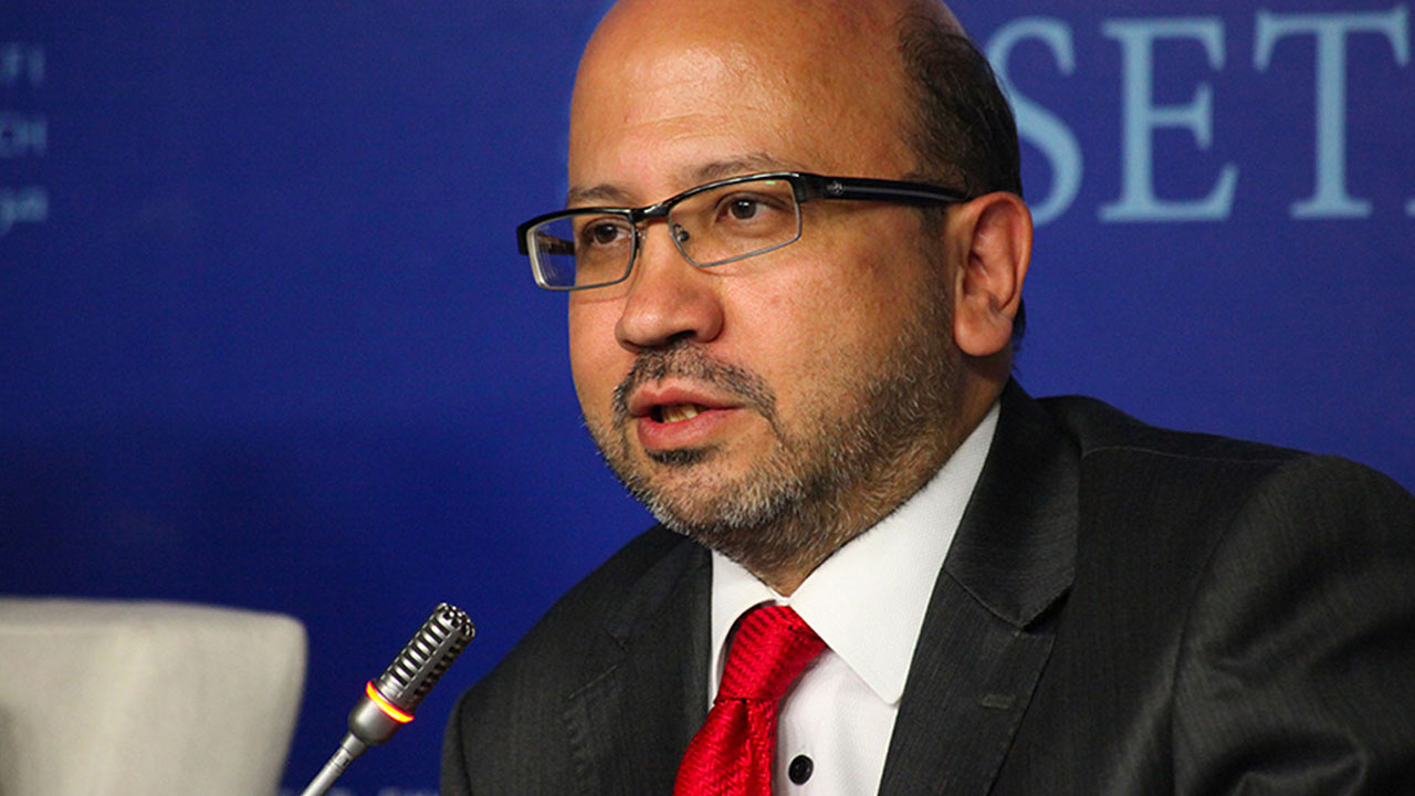 Foto - AK Parti'ye yakın isim 'Uyanık olmak lazım'' diyerek uyardı! 'Külliye etrafında yapılanları yabana atmamak lazım'