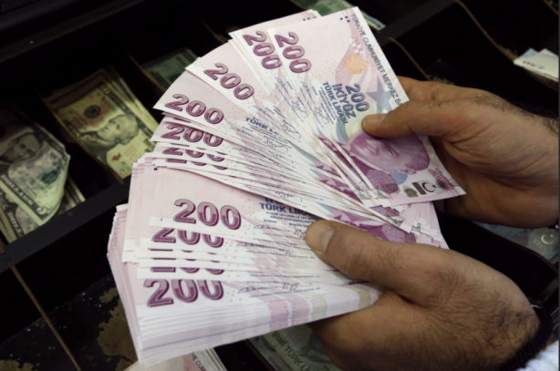 Foto - AK Parti'ye yakın isimden olay asgari ücret çıkışı: Bu rakam masaya gelirse hükümet kabul etmez