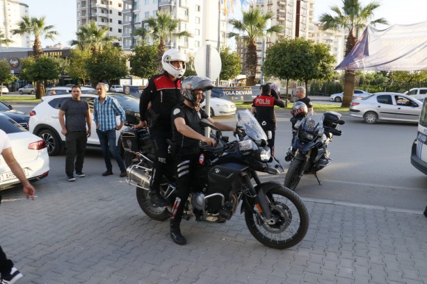 Foto - AK Parti'ye yeni bir saldırı daha! Bıçakla yaraladılar