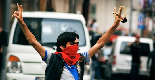 Foto - Ak Parti’ye yönelik ağır sorular ve cevapları