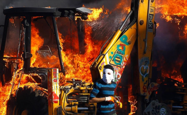 Foto - Ak Parti’ye yönelik ağır sorular ve cevapları