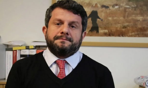 Foto - Ak Parti’ye yönelik ağır sorular ve cevapları