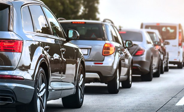 Foto - Akaryakıt fiyatları 45 liraya yaklaşınca vatandaşlar oraya koştu! Litresi 20 lira daha ucuza geliyor