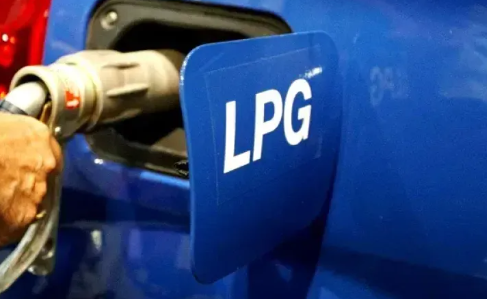 Foto - Akaryakıt fiyatları bir kez daha değişti! 5 lira 46 kuruş...