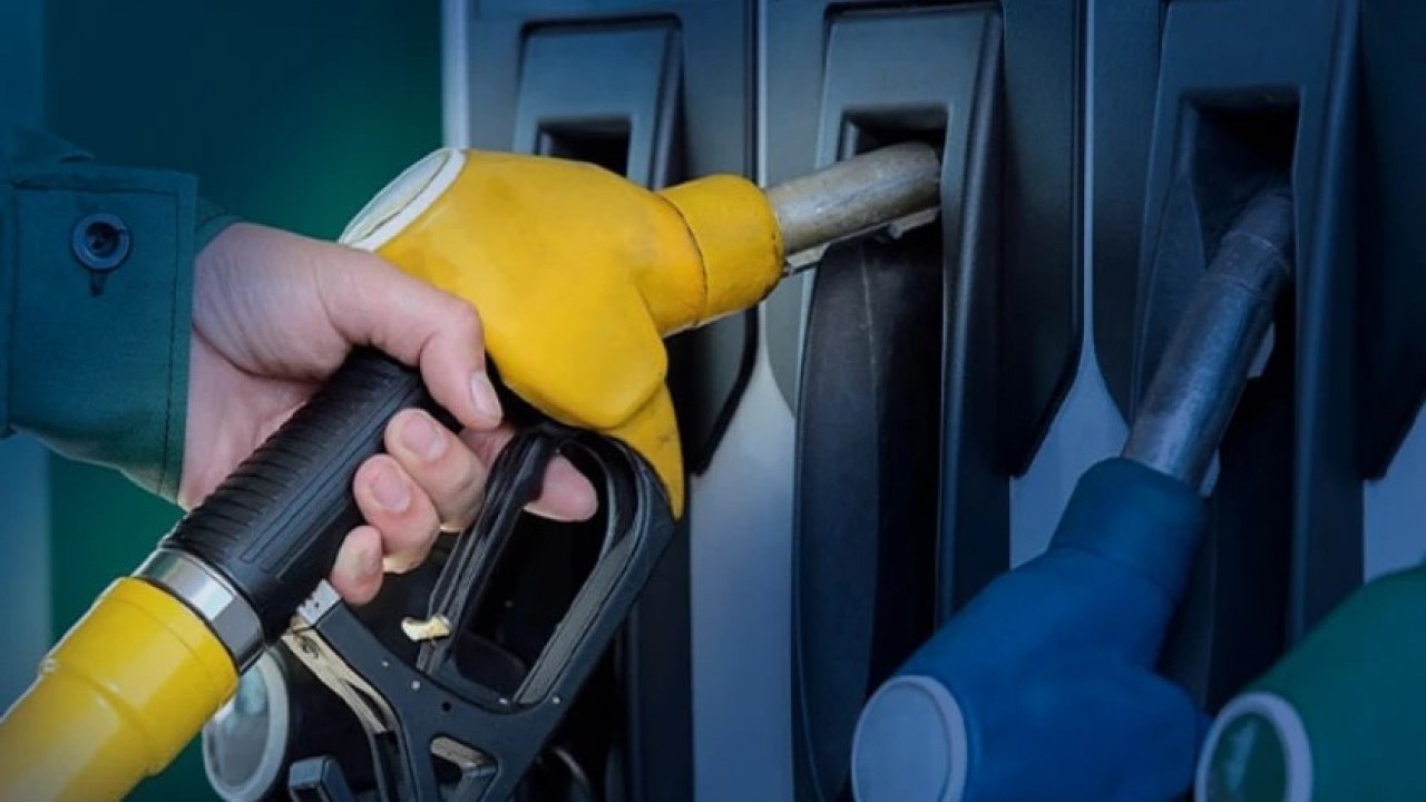 Akaryakıt fiyatları çıldırdı! 830 lira devletten