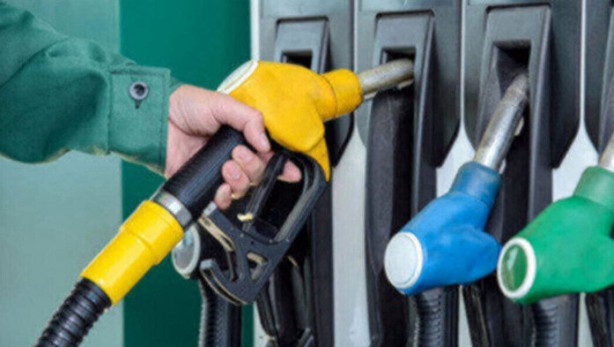 Foto - Akaryakıt fiyatları uçunca vatandaşlar oraya akın etti! Litresi 20 lira daha ucuza geliyor