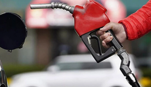Foto - Akaryakıt fiyatlarına bir büyük zam daha geliyor! Duyan işi gücü bırakıp istasyonlara koşacak