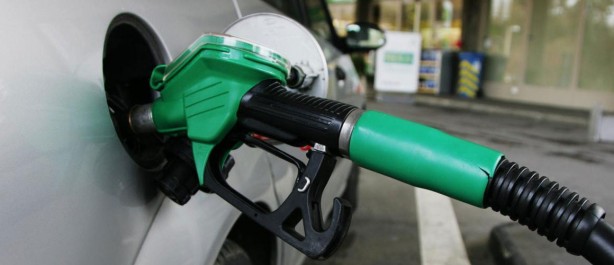 Foto - Akaryakıt fiyatlarına büyük zam! Gece yarısı istasyona giden neye uğradığını şaşırdı