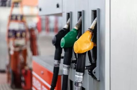 Foto - Akaryakıt fiyatlarına büyük zam! Gece yarısı istasyona giden neye uğradığını şaşırdı