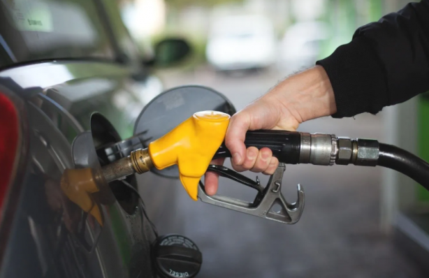 Foto - Akaryakıt fiyatlarına büyük zam geliyor! Tarih verildi... O sabah uyandığınızda nevriniz dönebilir