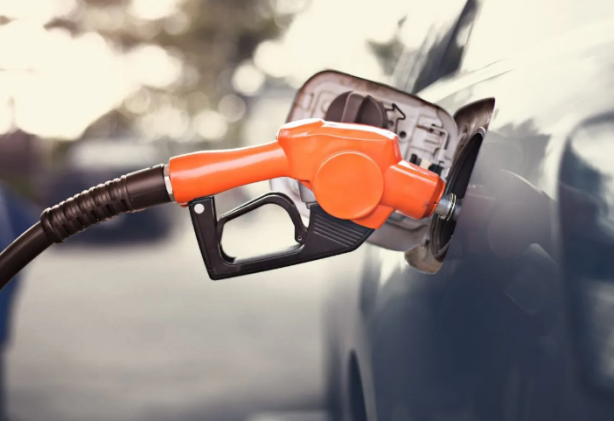 Foto - Akaryakıt fiyatlarına büyük zam geliyor! Tarih verildi... O sabah uyandığınızda nevriniz dönebilir