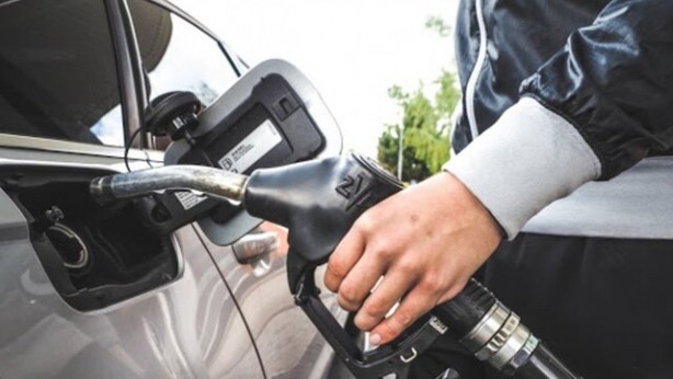 Foto - Akaryakıt fiyatlarına çok büyük bir indirim daha geliyor! O tarihi beklemeden depoları doldurmayın