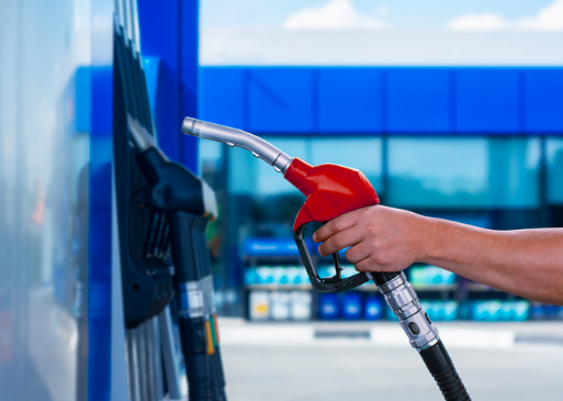 Foto - Akaryakıt fiyatlarına çok büyük zam! Duyan işi gücü bırakıp istasyonlara koşuyor