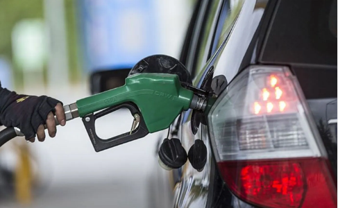 Foto - Akaryakıt fiyatlarına dev indirim! Tabela 00.00 itibariyle değişti