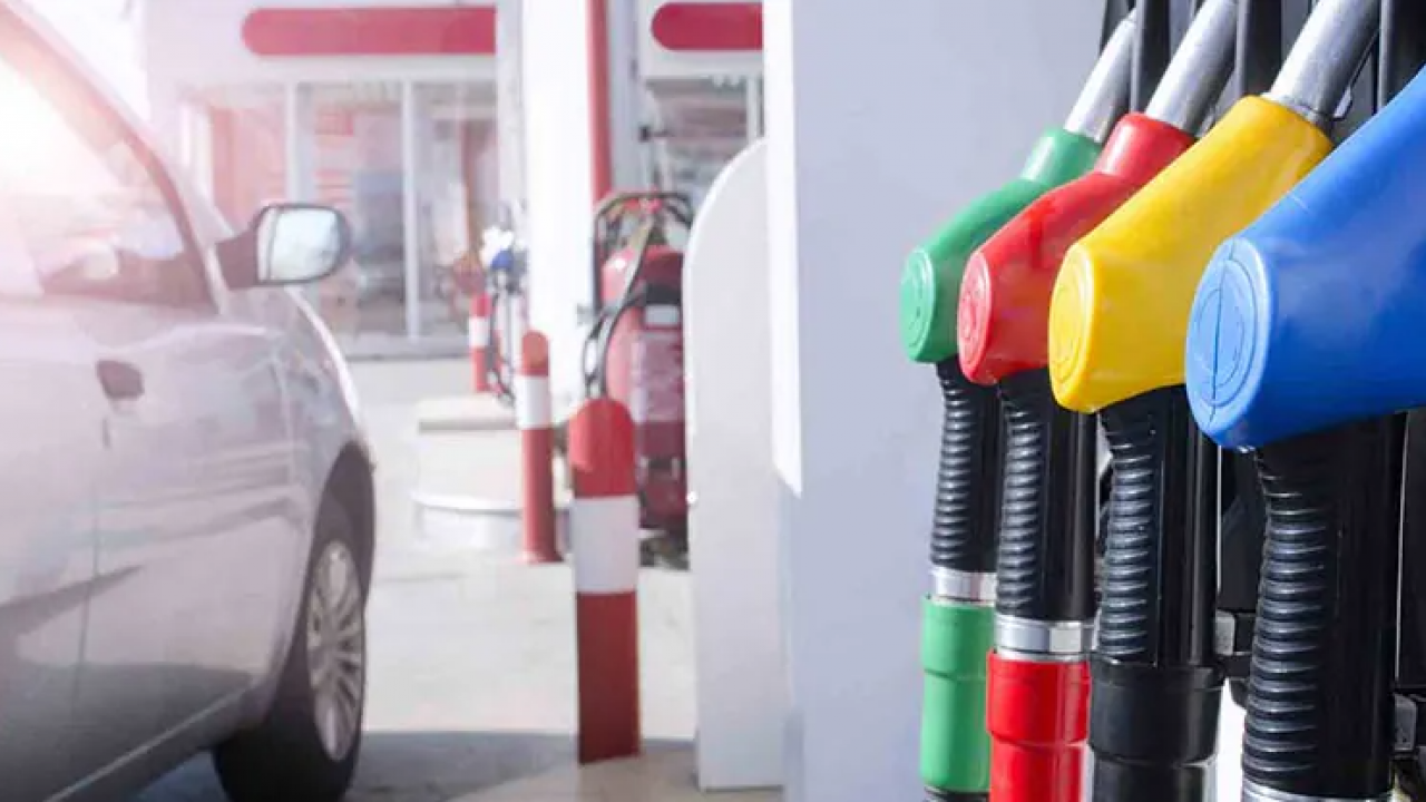 Foto - Akaryakıt fiyatlarına gece yarısı büyük zam