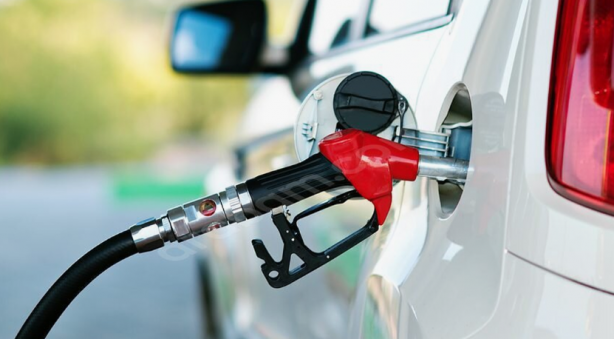 Foto - Akaryakıt fiyatlarına görülmemiş indirim geliyor! Depoyu dolduracaklar o tarihi beklesin