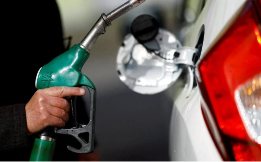Akaryakıt fiyatlarına indirim bekleyenleri sarsacak gelişme! Kötü haber geldi