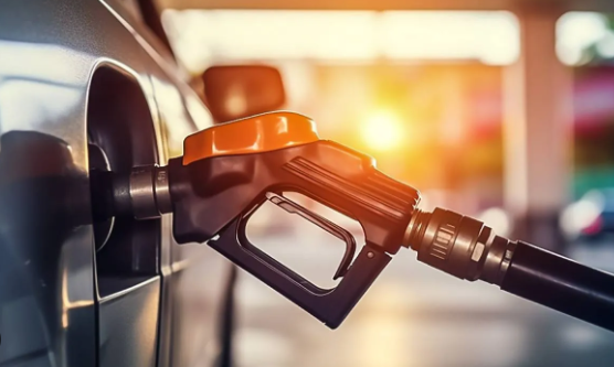 Foto - Akaryakıt fiyatlarına yüzde 500 zam! Dünyada resmen depreme neden oldu