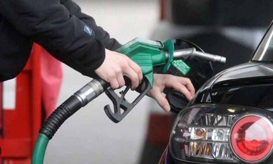 Foto - Akaryakıt fiyatlarına yüzde 500 zam! Dünyada resmen depreme neden oldu