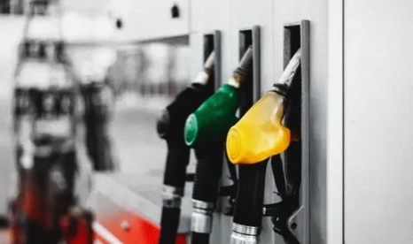 Foto - Akaryakıt fiyatlarına zamların en büyüğü geliyor! Duyan istasyonlara akın etmeye başladı