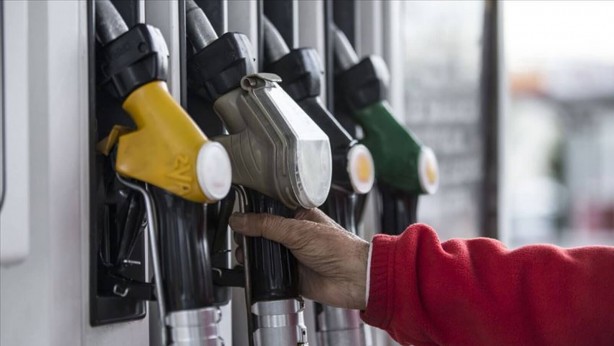 Foto - Akaryakıt fiyatlarında deprem! 8 lira birden...